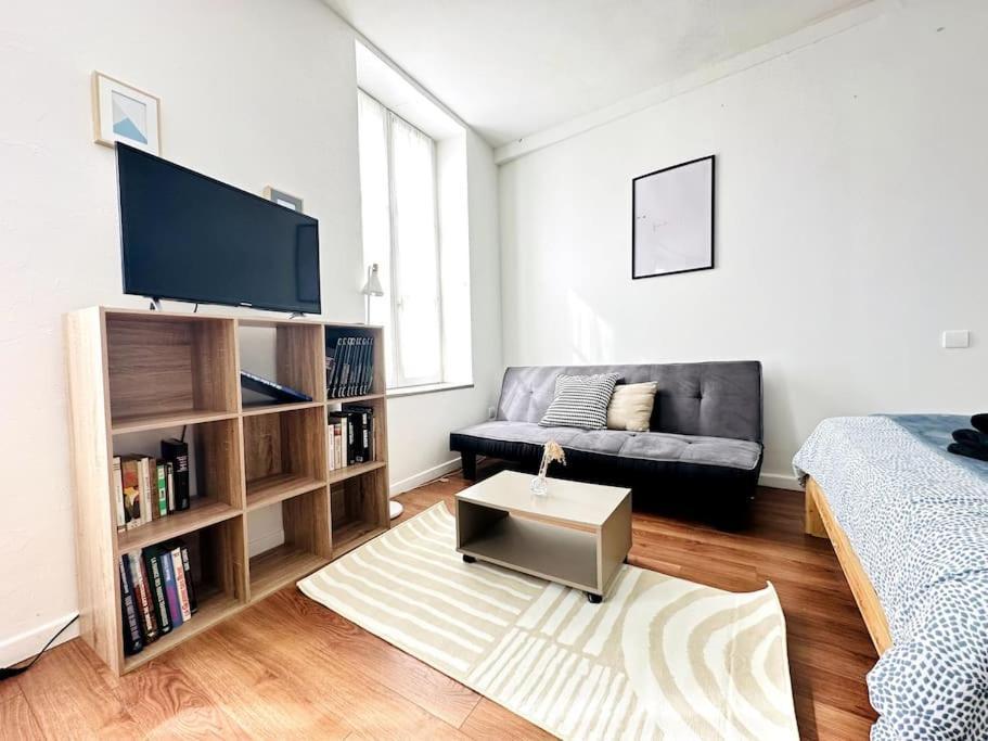 Appartement Studio Green Velvet à Laon Extérieur photo